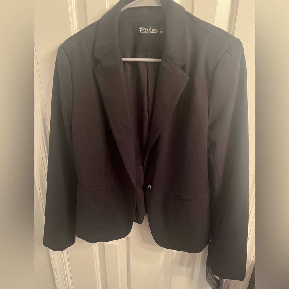 WOMANS Blazer